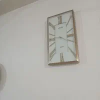 ساعت دیواری