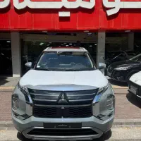 میتسوبیشی اوتلندرMلاین ارس پلاک