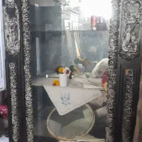 بوفه قهوه ای