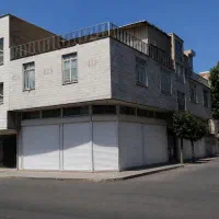 ملک تجاری مسکونی دو نبش 145 متری