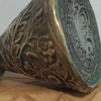 مهر برنجی قاشق چایخوری و انگشتر قدیمی