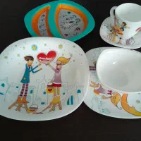سرویس چینی با ظرف غذا