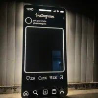 آینه اینستاگرامی