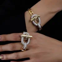 خرید و تعویض در طلای کیا بکری آسمان آباد