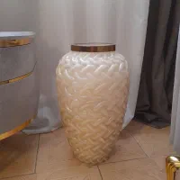 گلدان شیشه ای