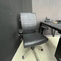 ست کامل میز و صندلی اداری در حد نو