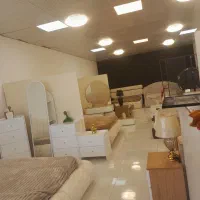 کارگر ساده نمایشگاه