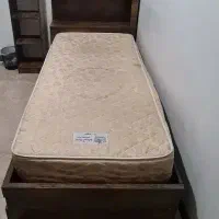 تخت یک نفره