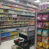 کار در فروشگاه مواد غذایی