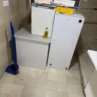 سه تا میز کارکرده