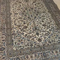 فرش دستباف کرم
