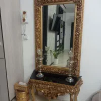 گنجه و آینه شمعدان