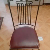 صندلی فلزی فرفورژه با روکش چرمی