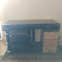 میز تلویزیون شیشه ای