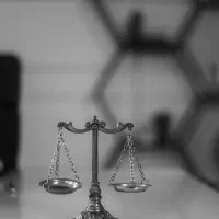 وکالت دادگستری و مشاور حقوقی رایگان