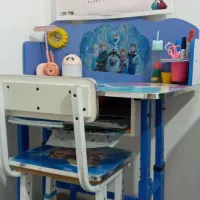 میز تحریر کودک کاملا سالم