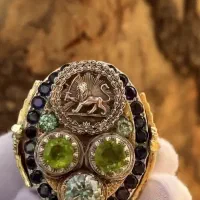 خریدوفروش طلاجواهرات وسنگهای گران قیمت ونقره