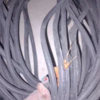 سه راهی برق کابل و پرژکتور پایه فلزی