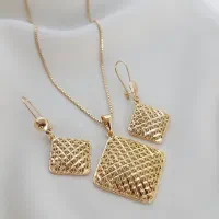 با بدلیجات ژوپینگ دیگه نیازی به طلا نداری