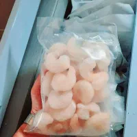 میگو پاک و رگ گیری شده (صادراتی درجه یک)