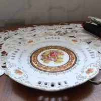 فنجان و نعلبکی و بشقاب