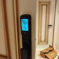 نصاب قفل و دستگیره هوشمنددیجیتال نصب تعمیرزیر1ساعت