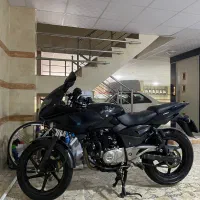 پالس ۲۲۰ مدل ۹۳