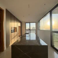 ۳۰۵متر مدرن با ویو ابدی فرمانیه /     استخر در روف