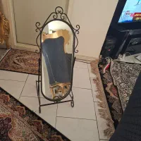 اینه قدی|آینه|تهران, خواجه نظام الملک|دیوار