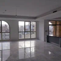 200متر-ویلایی-حاشیه-معلم-مناسب-سکونت-ودفتر-کار