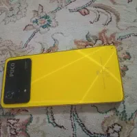 پوکو x4