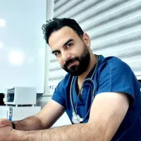 تزریقات در منزل و سرم‌درمانی و تعویض پانسمان