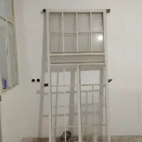 پنجره فلزی
