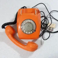 گوشی تلفن  قدیمی