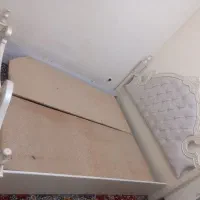 تخت‌دونفره‌چوبی