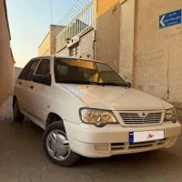 پراید ۱۱۱ کارمندی عروسک