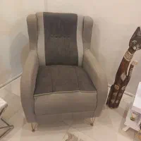 مبل هفت نفره نوی ب علت کم بود جا