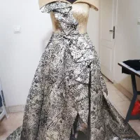 لباس مجلسی بسیار فاخر ودر حد نو