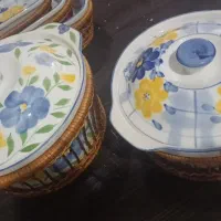 قابلمه و دیس گل پنبه ای