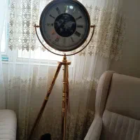 ساعت ایستاده