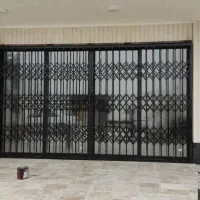 درب آکاردئونی فوق سنگین امنیت ساختمان