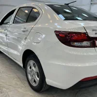 شاهین  G با سانروف مدل ۱۴۰۲