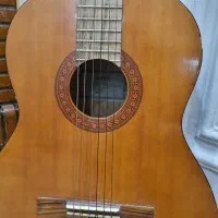 گیتار یاماها c40