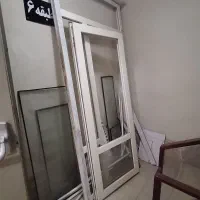 درب upvc شیشه ای
