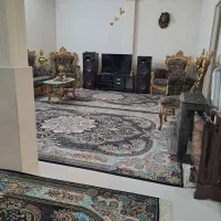 ۶۰متر نوساز/فول امکانات/خوش نقشه/طیب