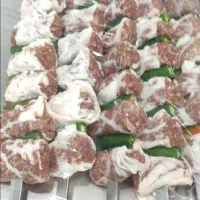 استخدام نیروی خانم متعهد به کار