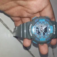 ساعت کاملا نو