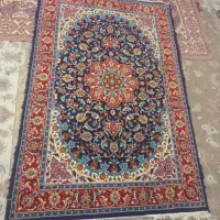فرش سرمه ای کارکرده خوش نقش