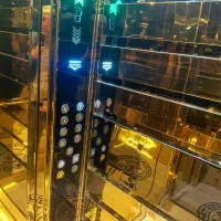آپارتمان سر دونبش ۱۲۰ متری