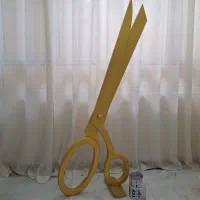 مجسمه قیچی